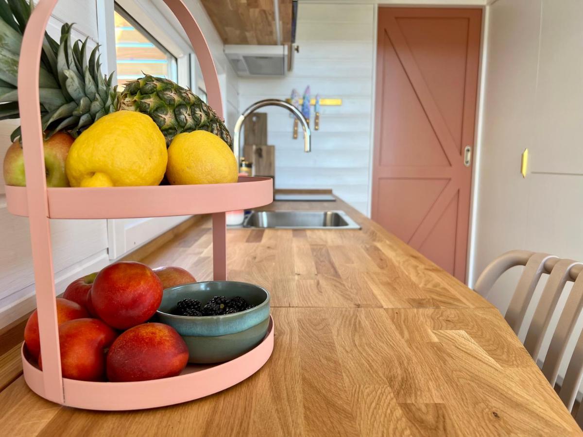Вилла Tiny House Gaensebluemchen Kirchanschoring Экстерьер фото